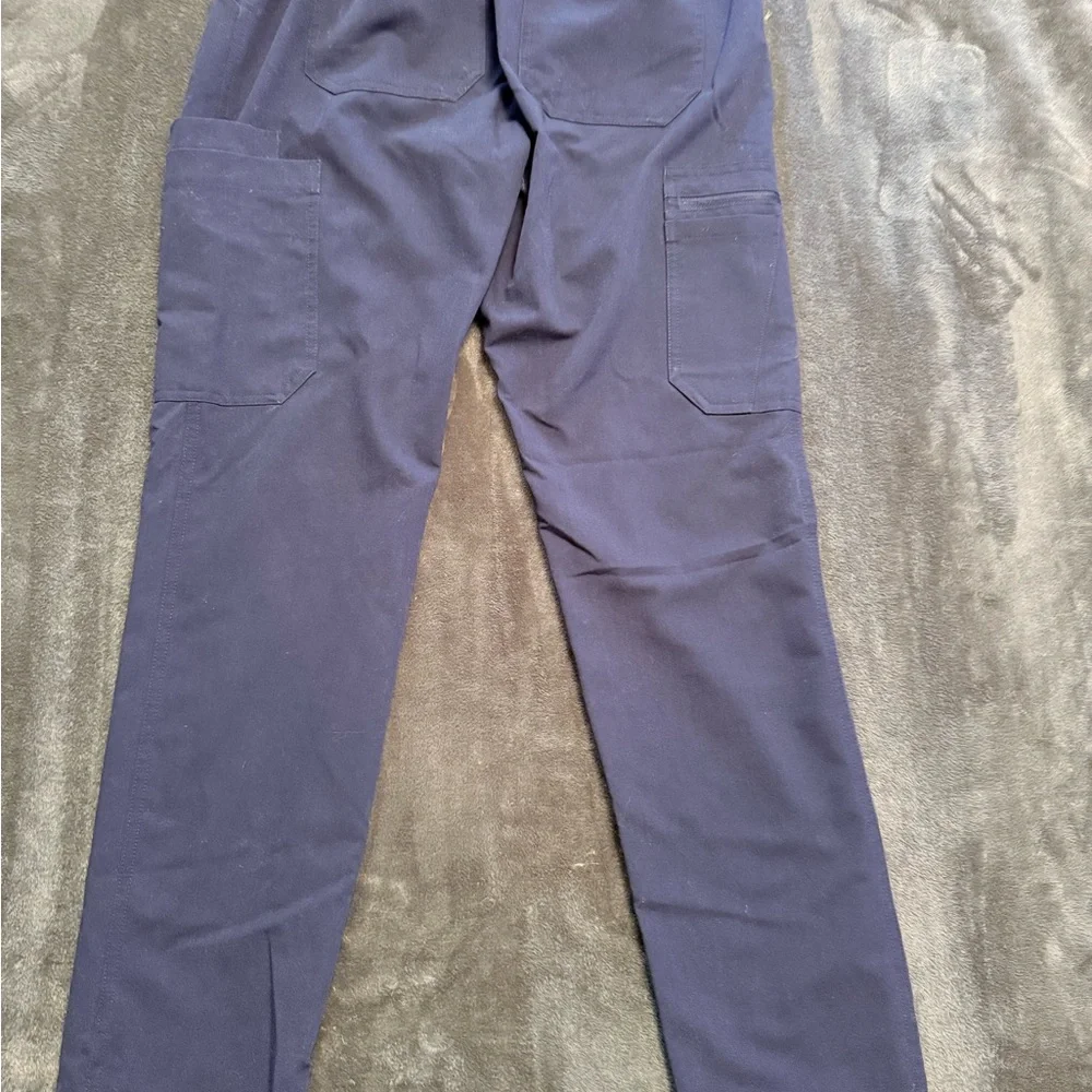 FIGS Navy Blue Scrub Set size XS - Picture 11 of 12